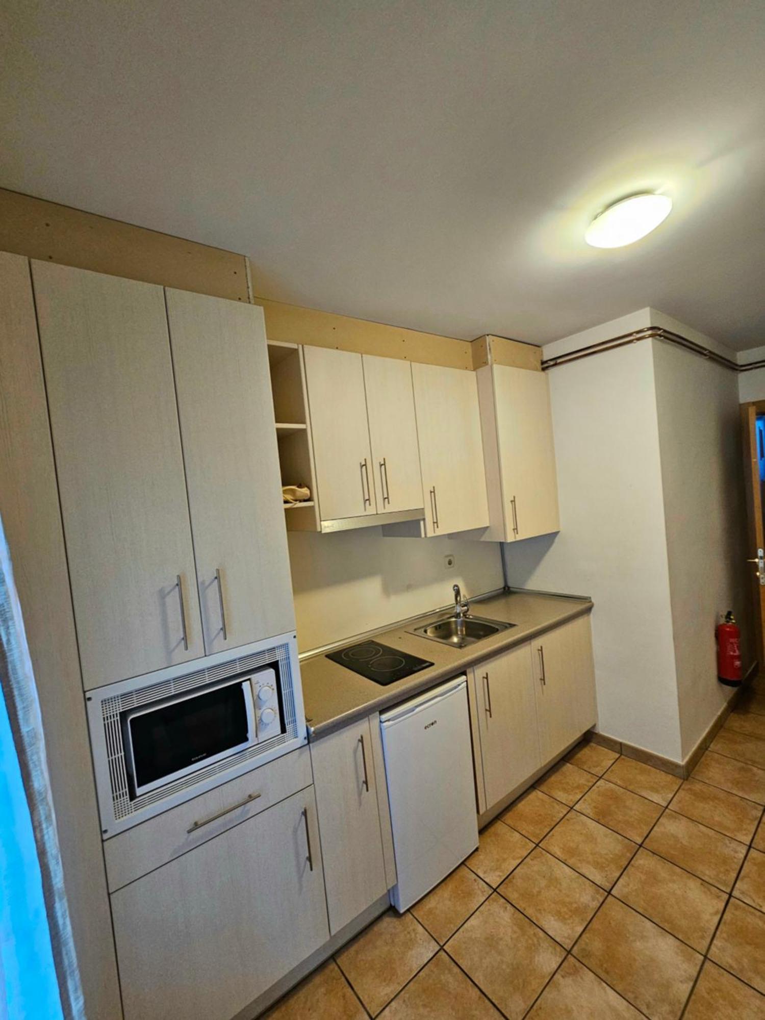Hostal Jp Y Estudios Sangüesa Zewnętrze zdjęcie