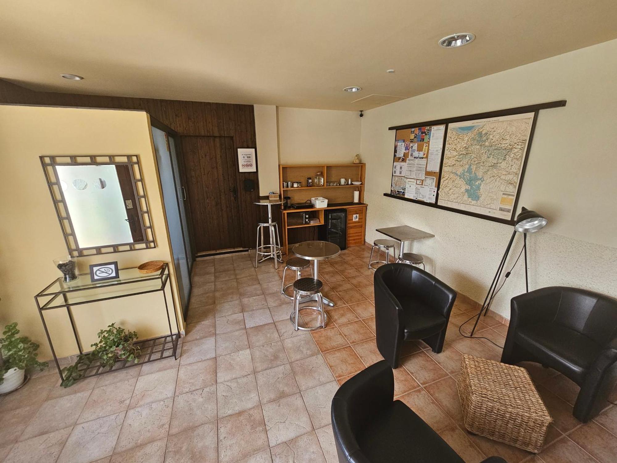 Hostal Jp Y Estudios Sangüesa Zewnętrze zdjęcie
